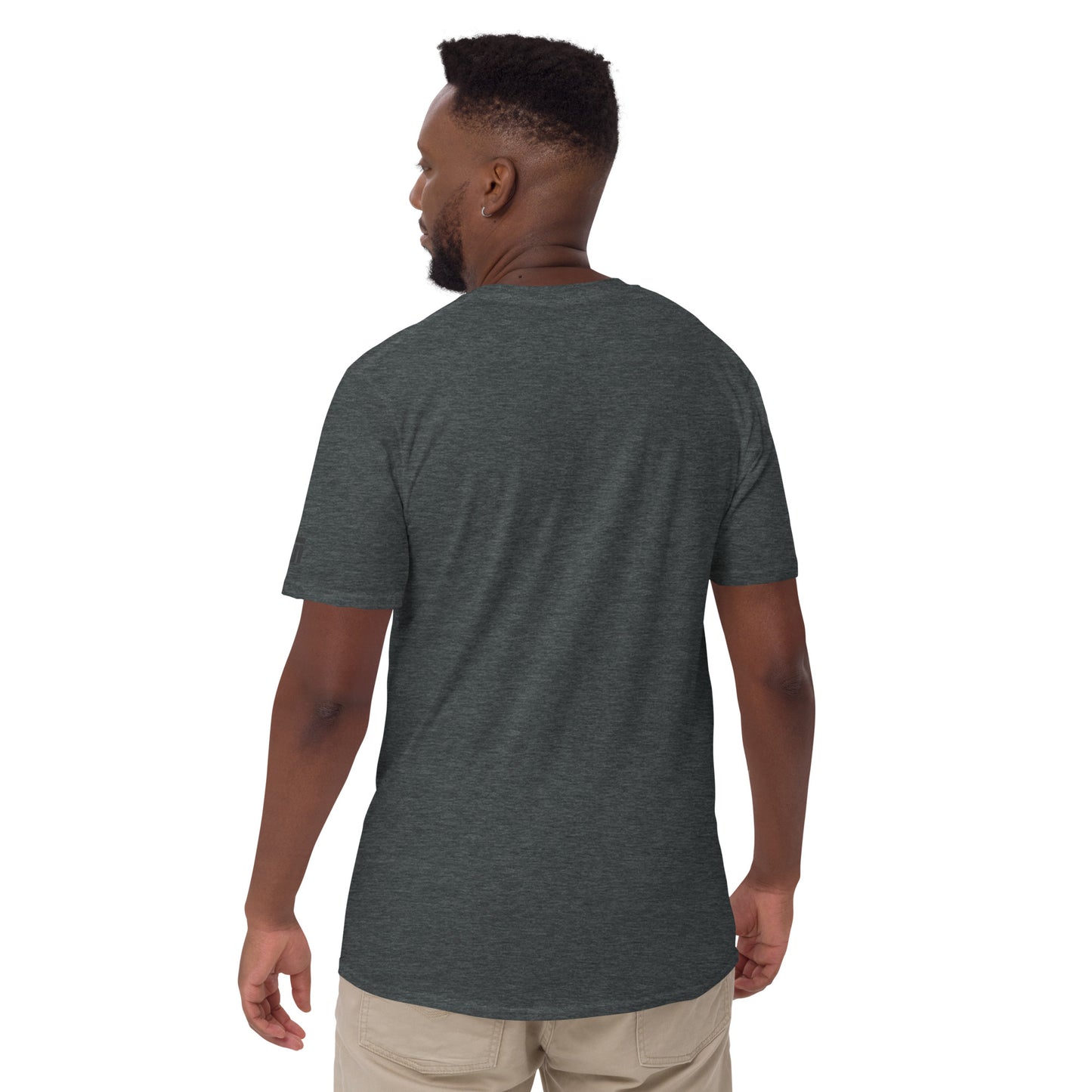 Camiseta unissex com mangas curtas